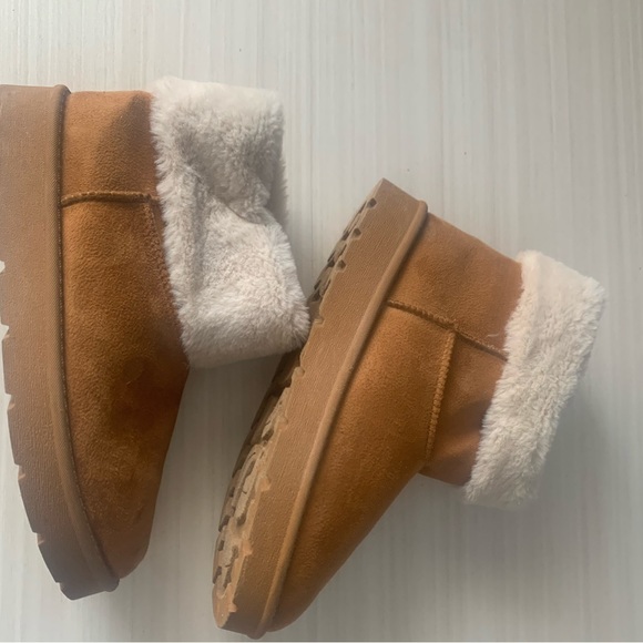 EUC CL BY LAUNDRY SHORT BOOTS - Picture 6 of 9